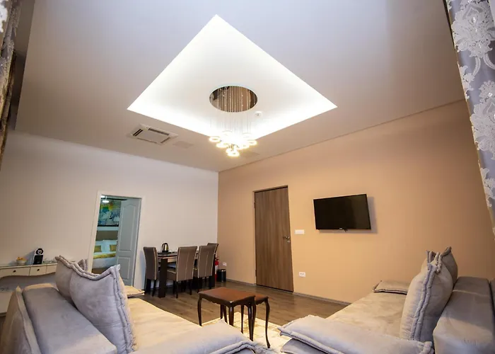 Main Street Apartment *