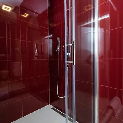 Apartment Main Street